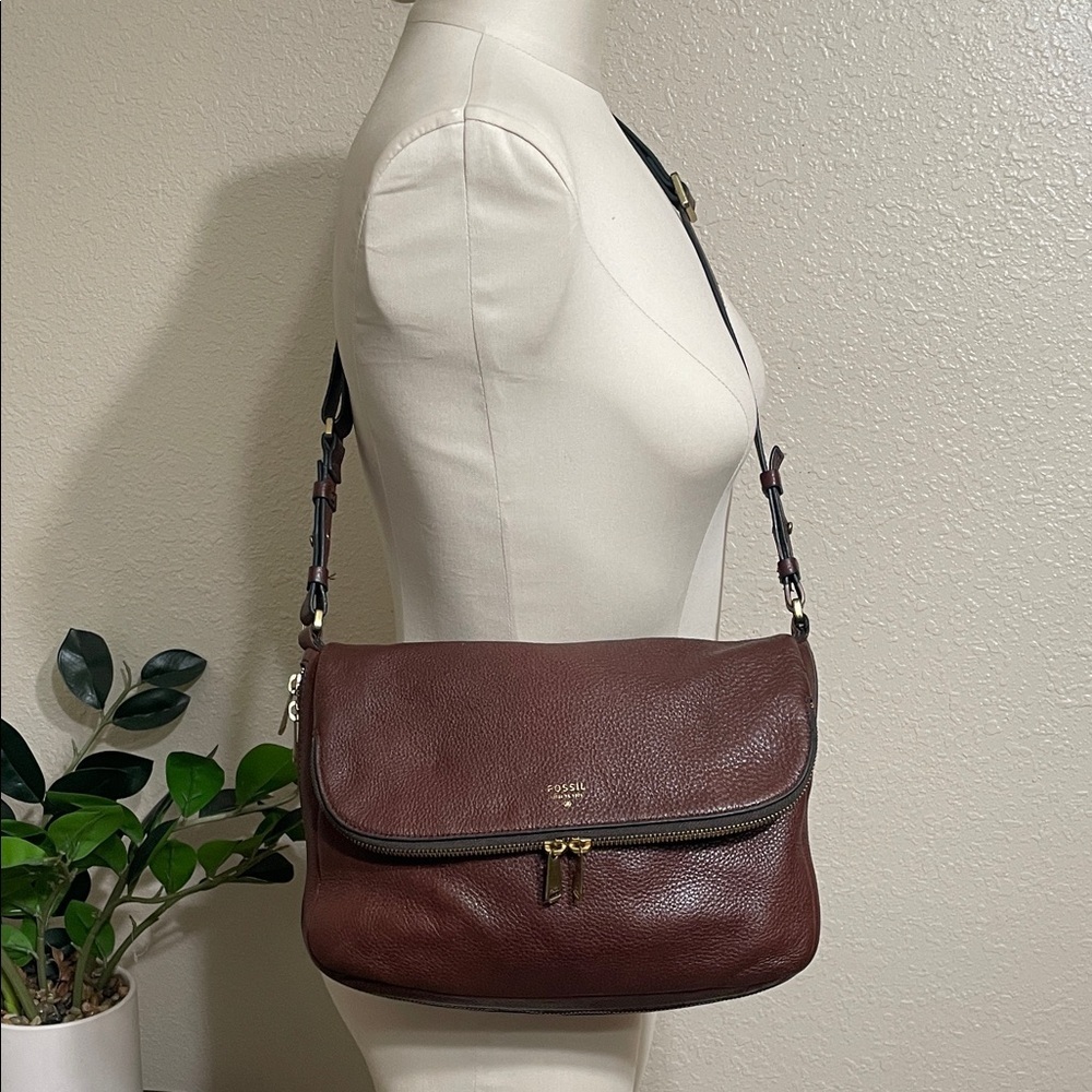 Fossil Preston Brown Pebbled Leather Messenger Bag